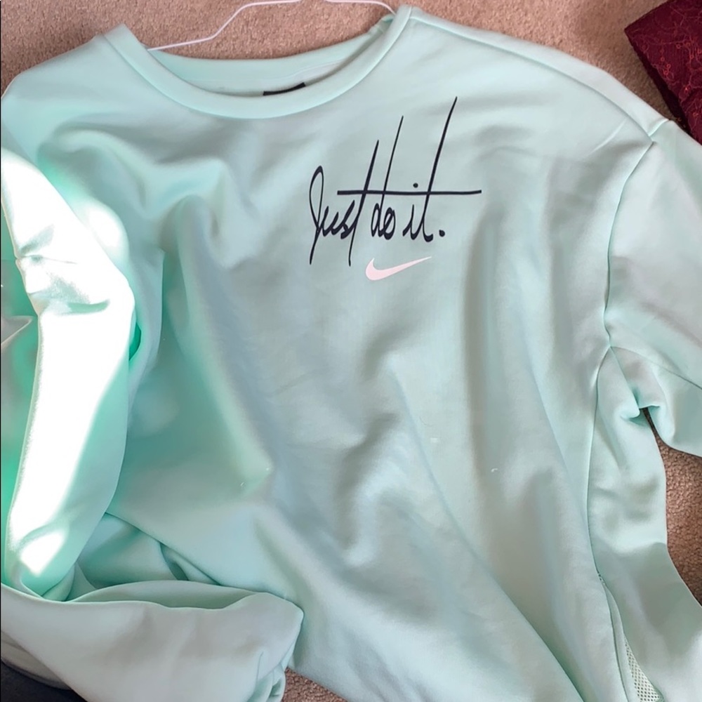 nike hoodie